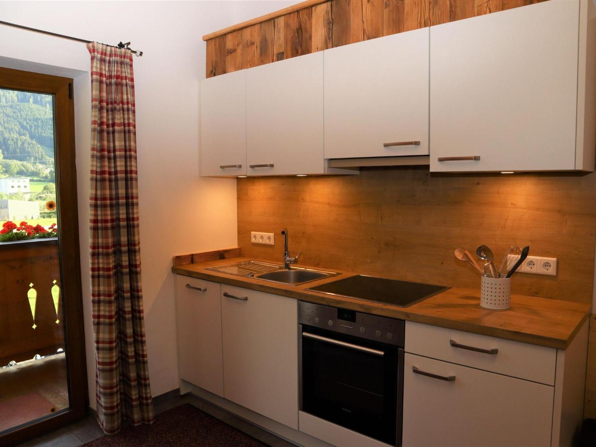 Apartment Rohregger, Neukirchen Neukirchen am Großvenediger Eksteriør bilde