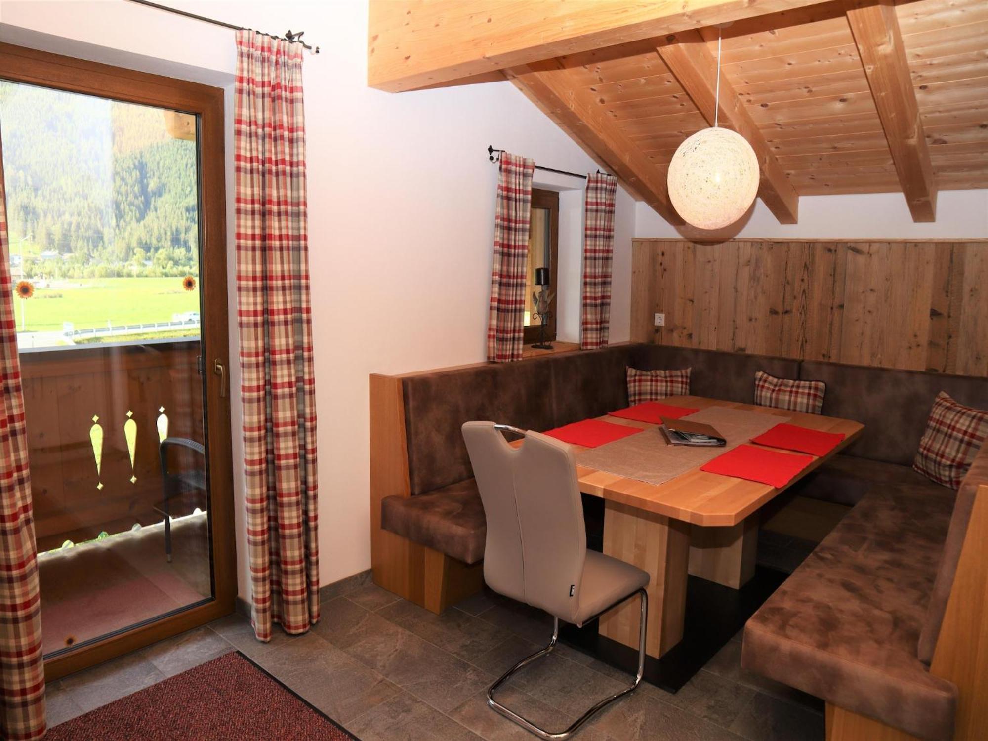 Apartment Rohregger, Neukirchen Neukirchen am Großvenediger Eksteriør bilde